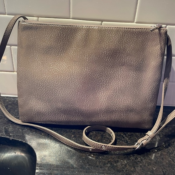 Matt & Nat 3 Section Purse! - Picture 5 of 11